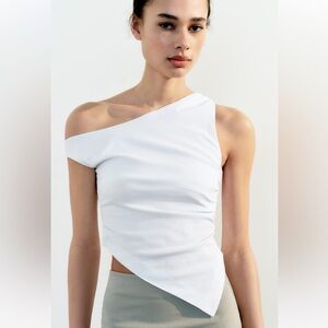 ZARA ASYMMETRIC EXPOSED SHOULDER TOP